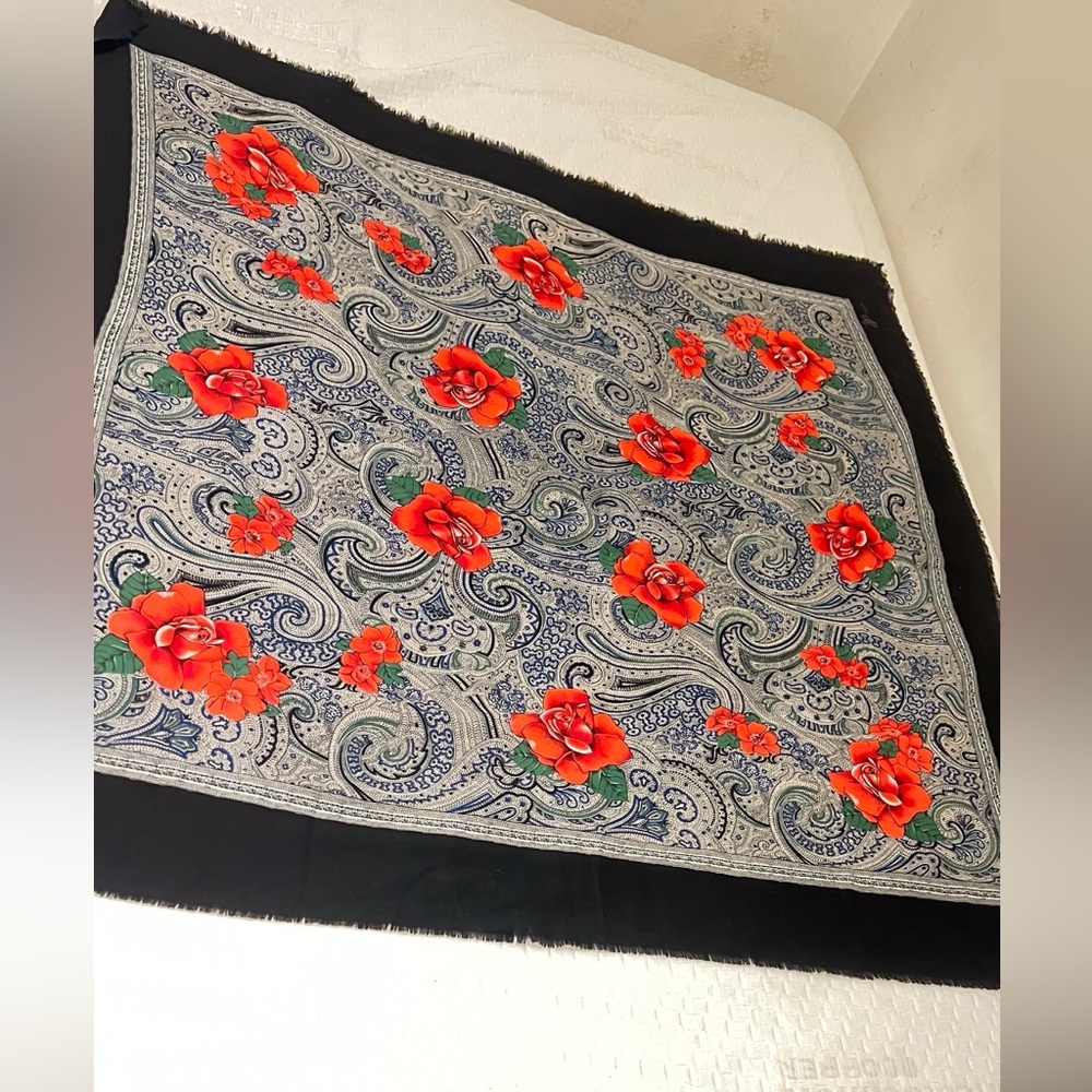 JP Collections Rodses FLORAL/PAISLEY ART ROSES BLACK RED GRAY BLUE SQUARE SCARF.